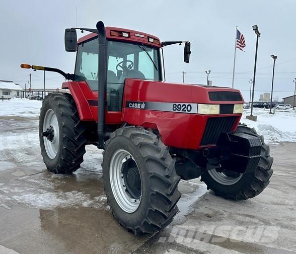Case IH 8920 Traktorji