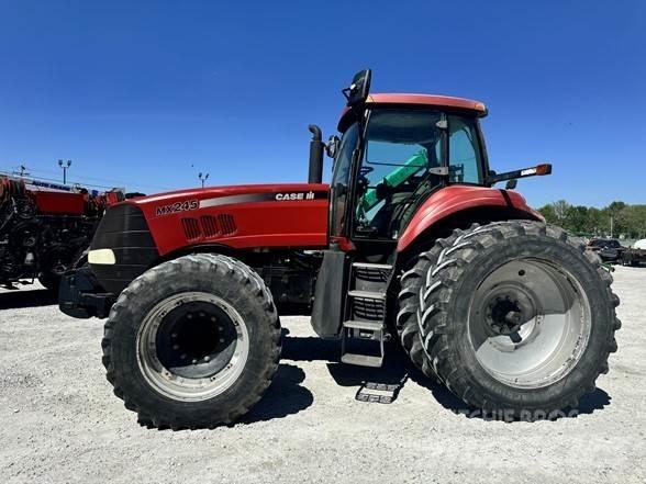 Case IH MX245 Traktorji