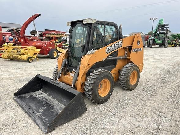 CASE SR220 Skid steer mini nakladalci