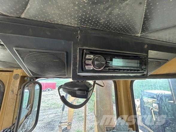 CAT D8N Buldožerji goseničarji