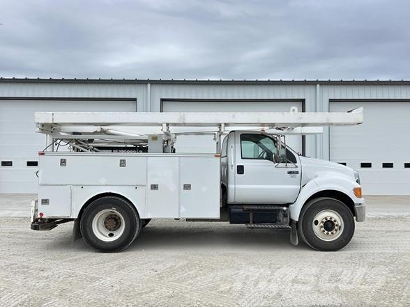 Ford F750 SD Gradbeništvo - drugo