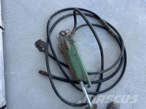 John Deere  Gradbeništvo - drugo