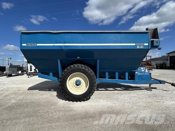 Kinze 1040 Prikolice za žito