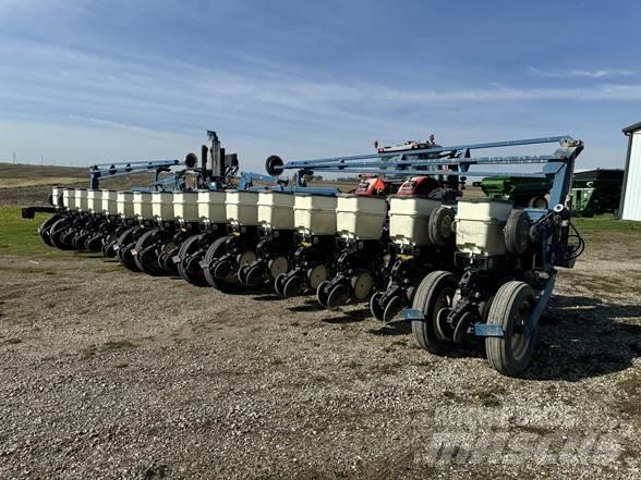 Kinze 3600 Sadilniki