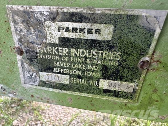 Parker 1180 Prikolice za žito