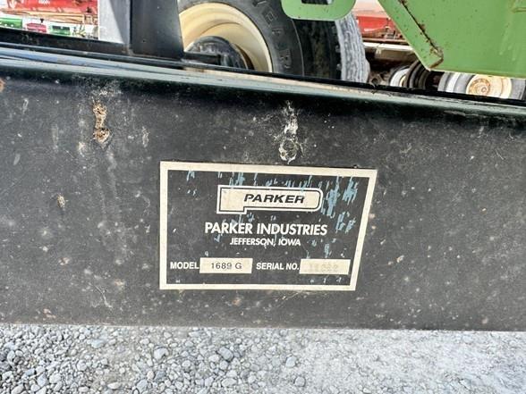 Parker 5250 Prikolice za žito