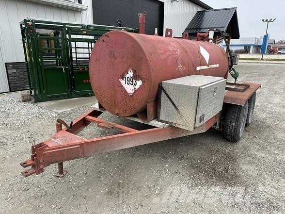  SHOP BUILT Prikolice cisterne