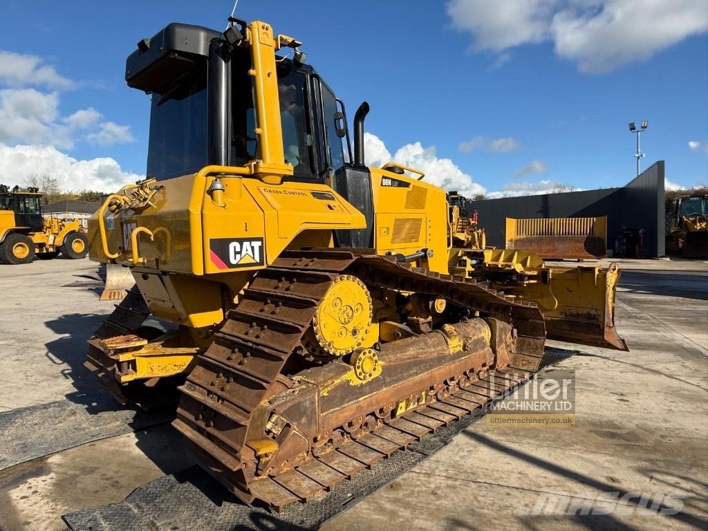 CAT D 6 N LGP Buldožerji goseničarji