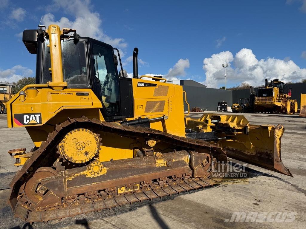 CAT D 6 N LGP Buldožerji goseničarji