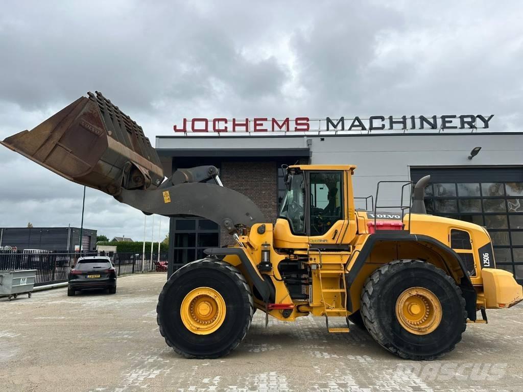 Volvo L 250 G Kolesni nakladalci
