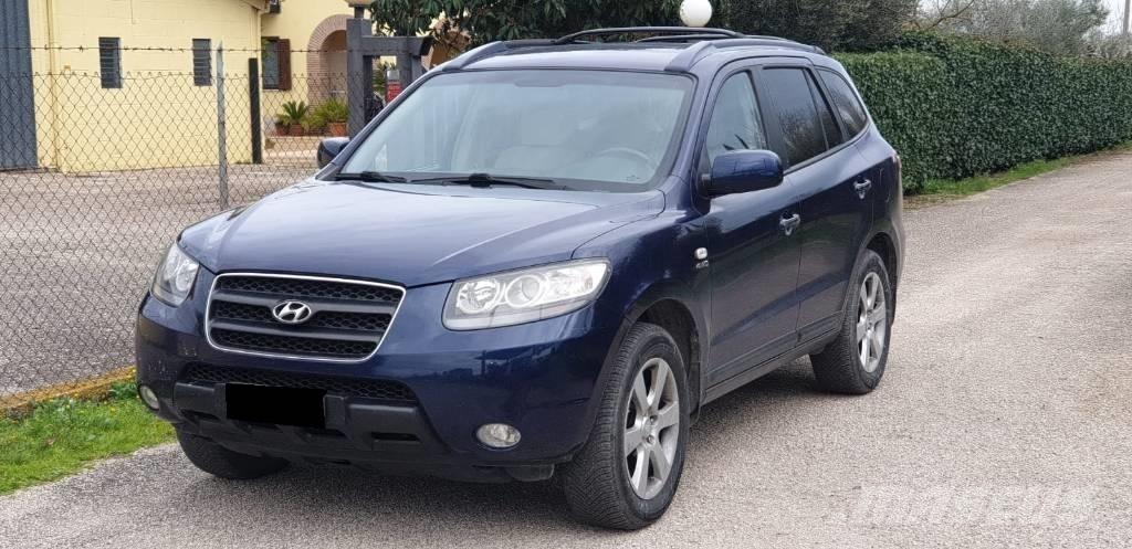 Hyundai SANTA FE Avtomobili