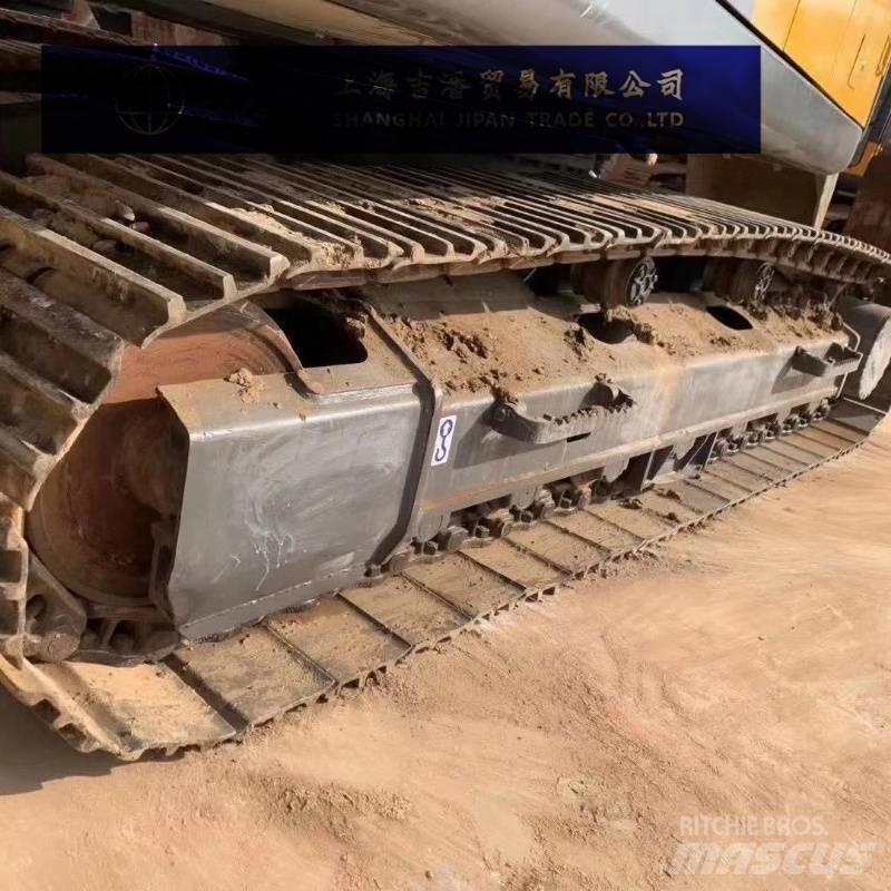Volvo EC 200 Bagri goseničarji