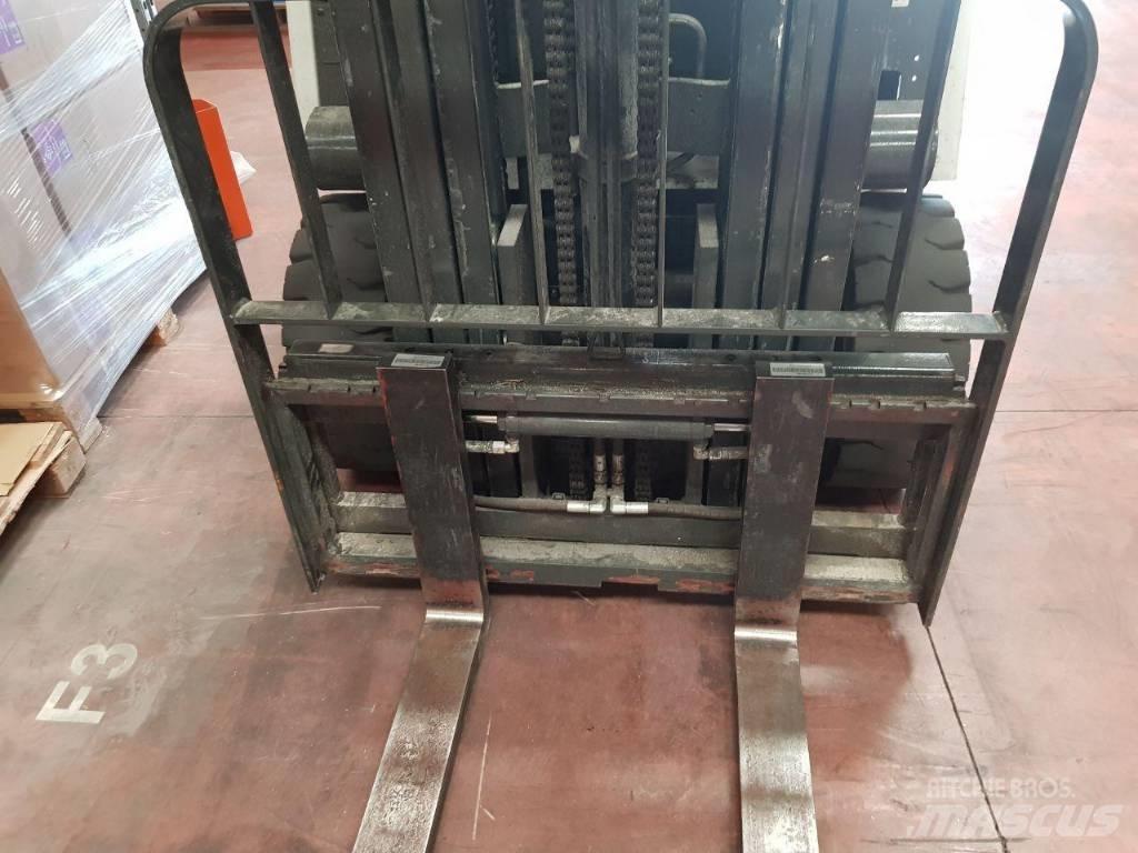 Unicarriers 1Q2L25Q Električni viličarji