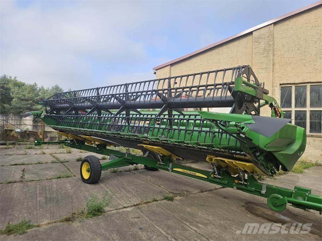 John Deere T 660i Kombajni