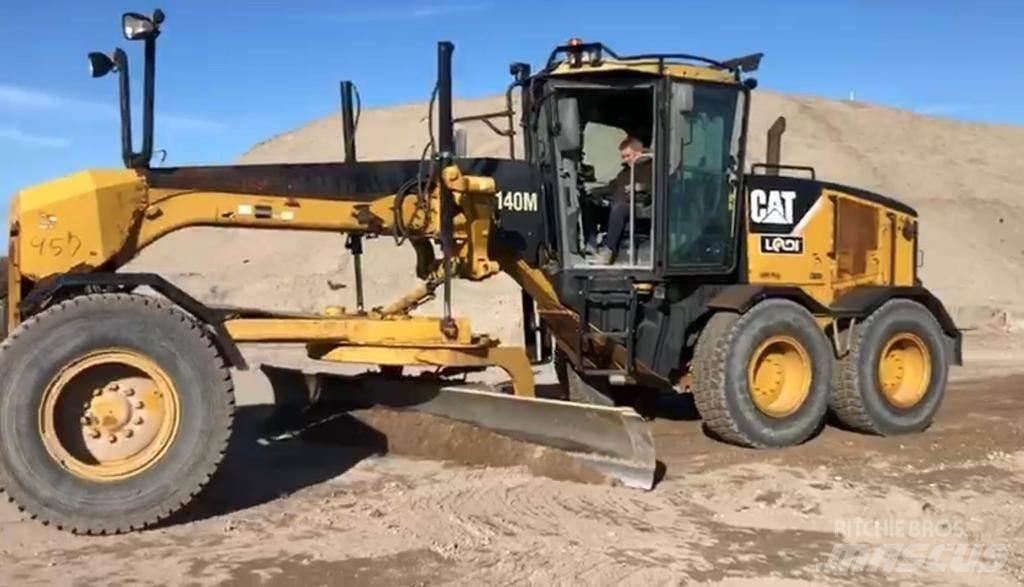 CAT 140M Grederji