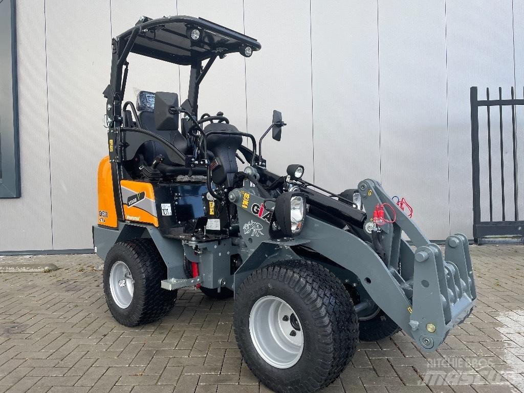 GiANT G1500 X-tra Večnamenski nakladalci