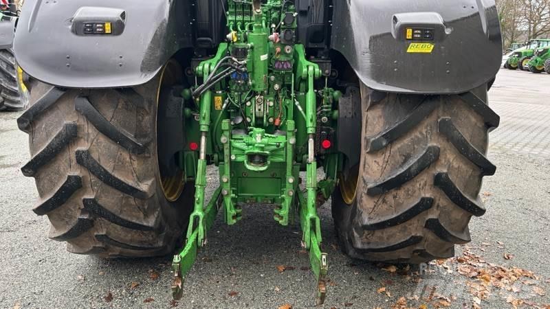 John Deere 6230 R Traktorji
