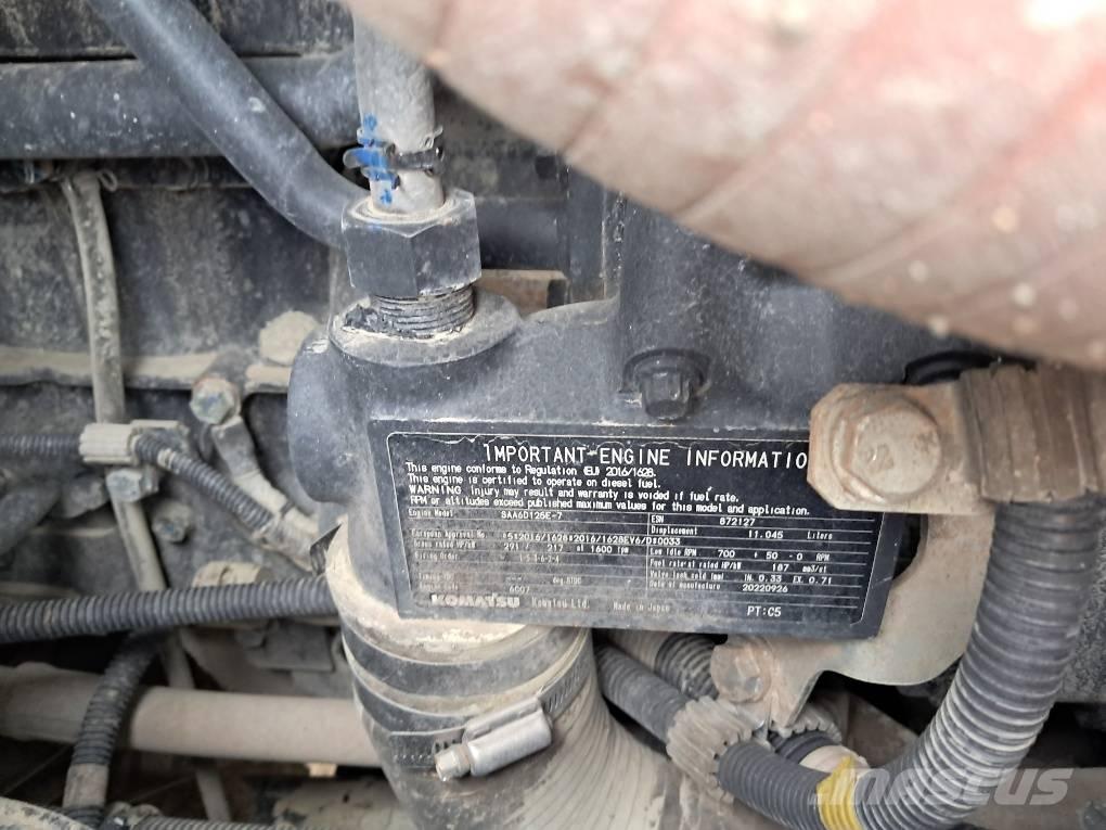 Komatsu WA475-10E0 Kolesni nakladalci