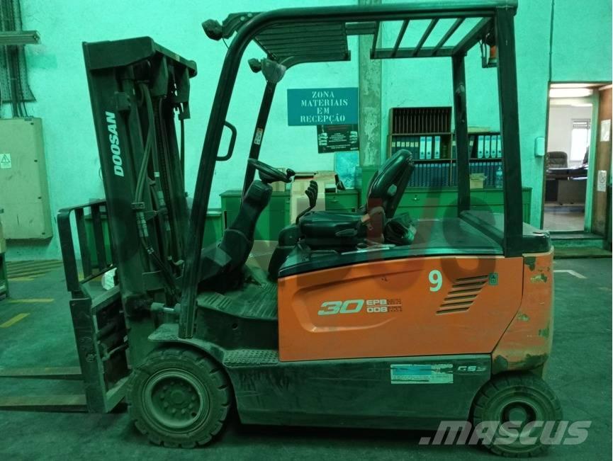 Doosan B 30 X-7 Električni viličarji