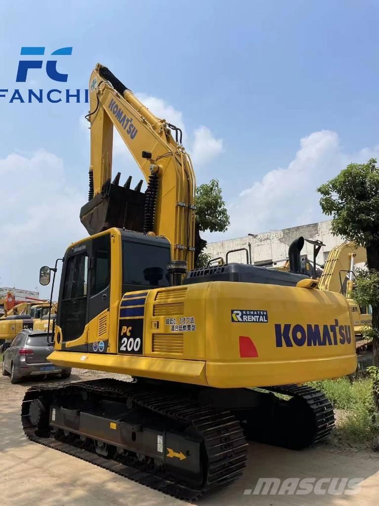 Komatsu PC 200 Bagri goseničarji