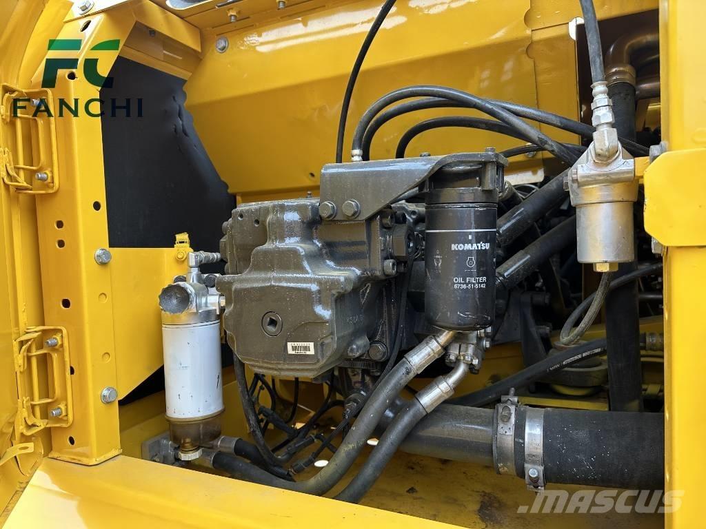 Komatsu PC 200 Bagri goseničarji