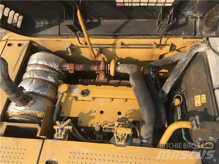 CAT 320 D Bagri goseničarji