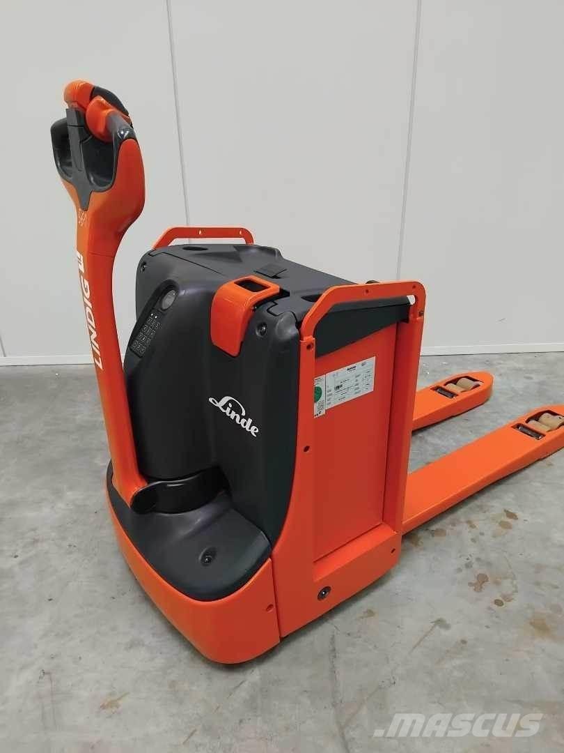 Linde T18 Ročni električni viličar
