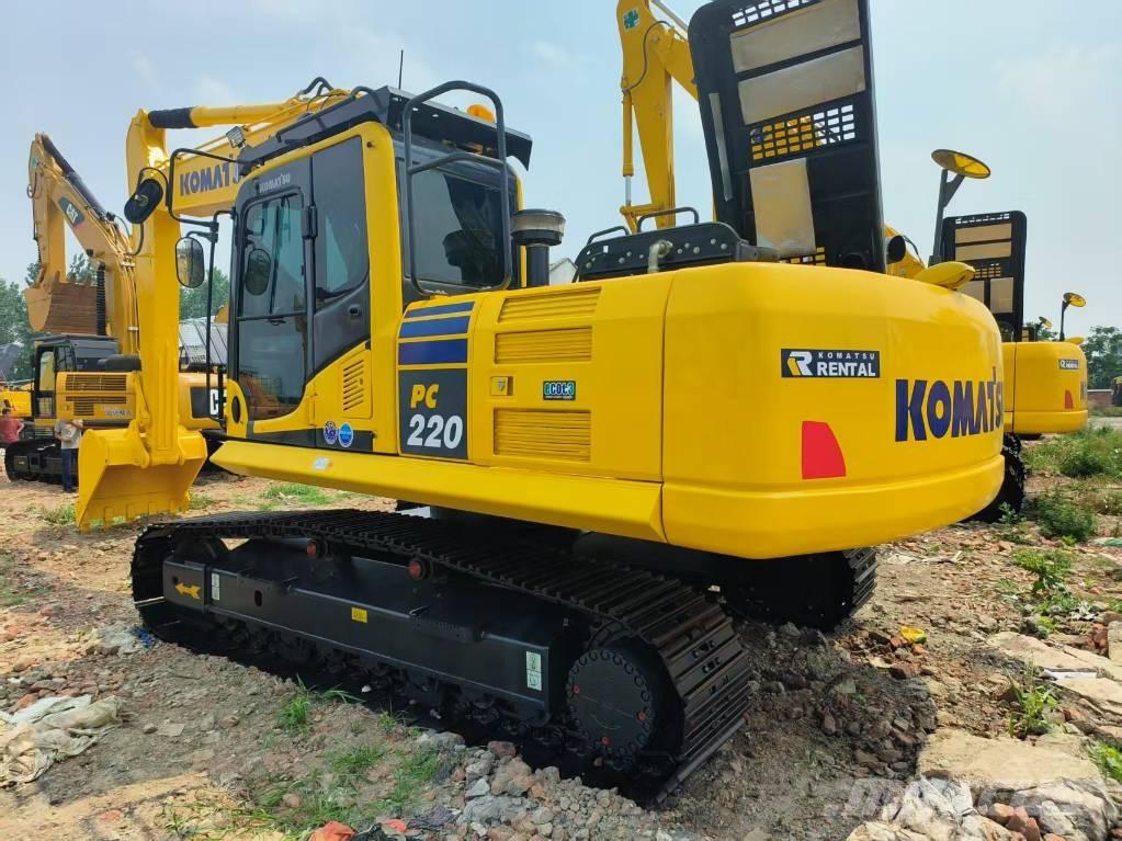 Komatsu PC 220-8 Bagri goseničarji