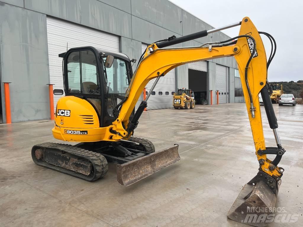 JCB 8035 ZTS Mini bagri <7t