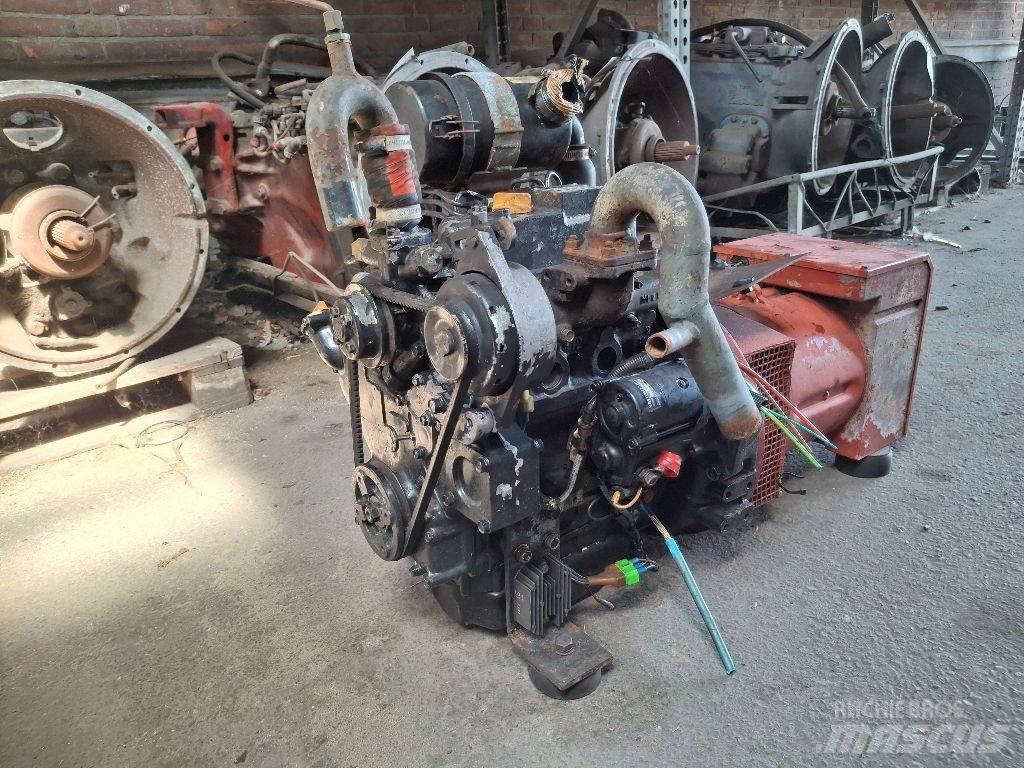 Komatsu 3D72-F2HA Motorji
