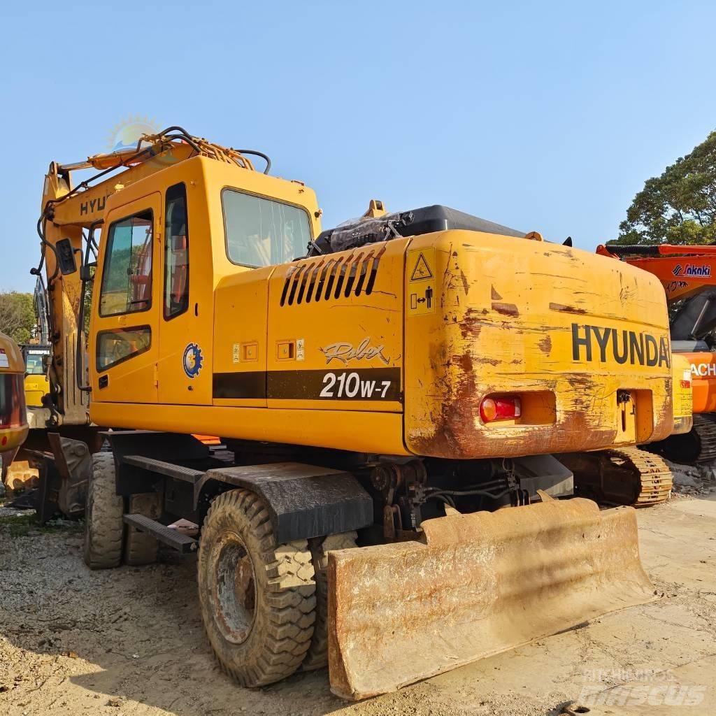 Hyundai R210W-7 Bagri na kolesih