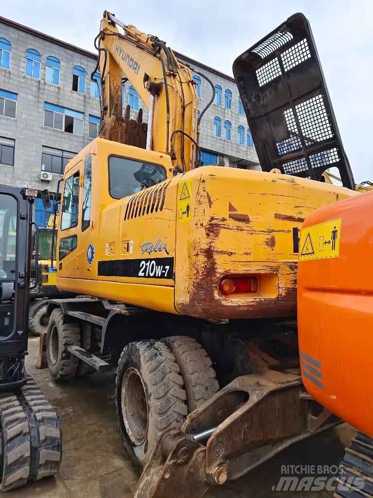 Hyundai R210W-7 Bagri na kolesih