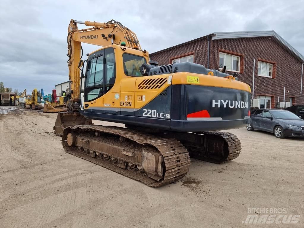 Hyundai R 220 LC-9 A Bagri goseničarji