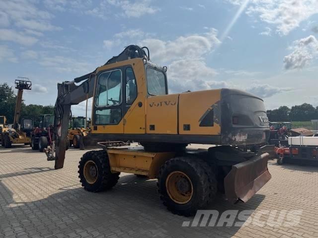 Volvo EW 180 B Bagri na kolesih