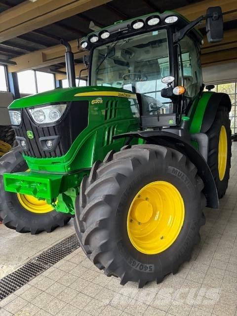 John Deere 6120 R Traktorji