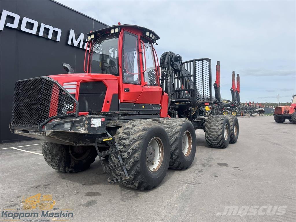 Komatsu 895 Forwarderji