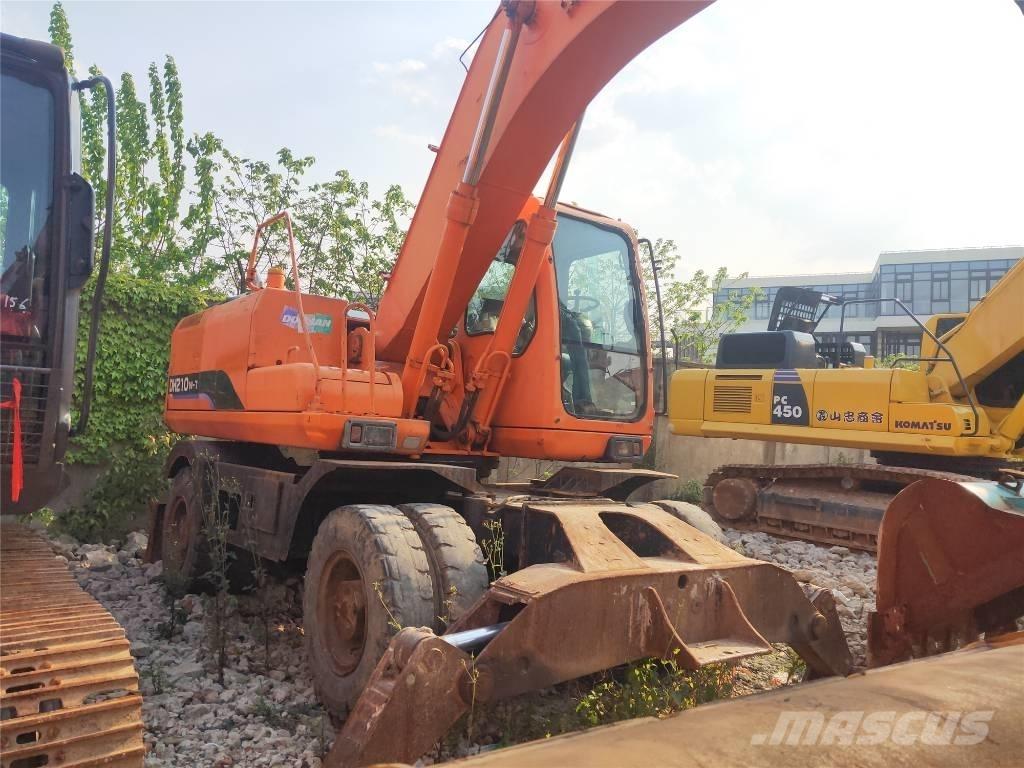 Doosan DH210W-7 Bagri na kolesih