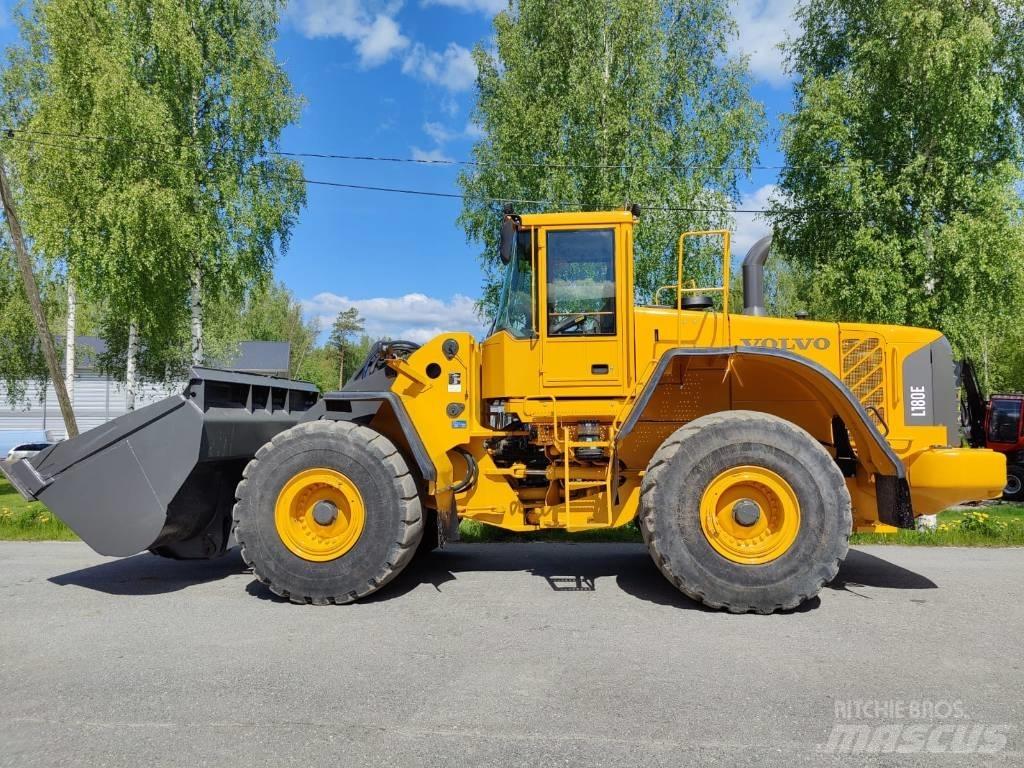Volvo L 180 E Kolesni nakladalci