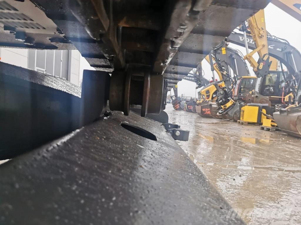 Volvo ECR 355 E Bagri goseničarji