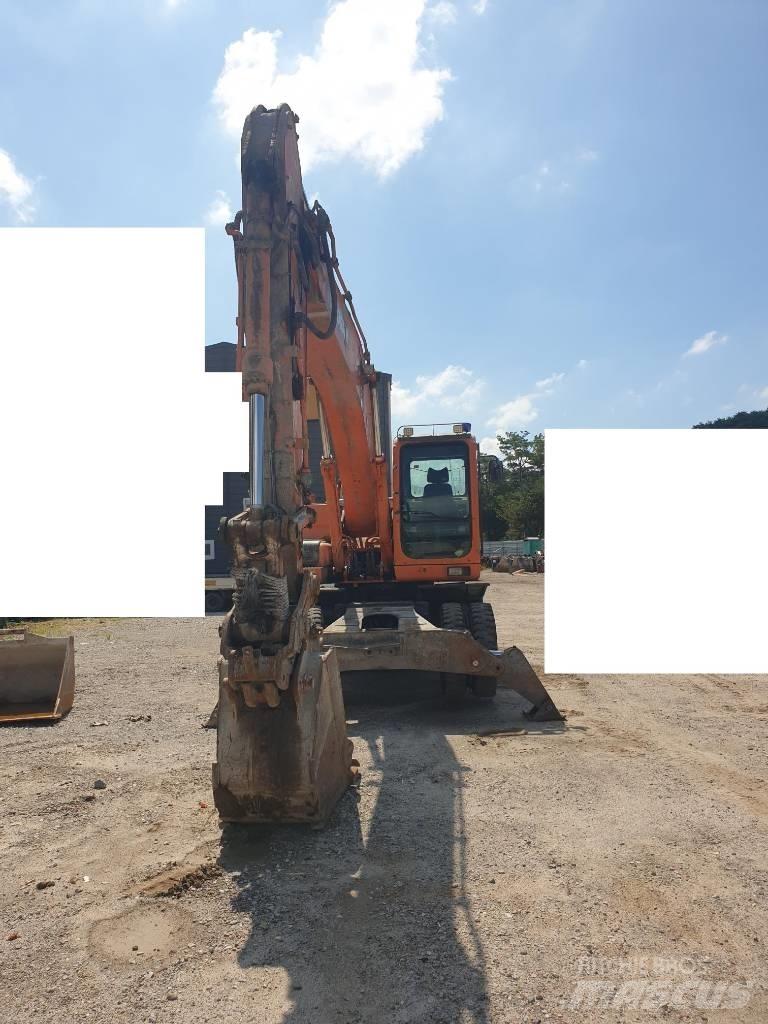 Doosan DX210WA Bagri na kolesih