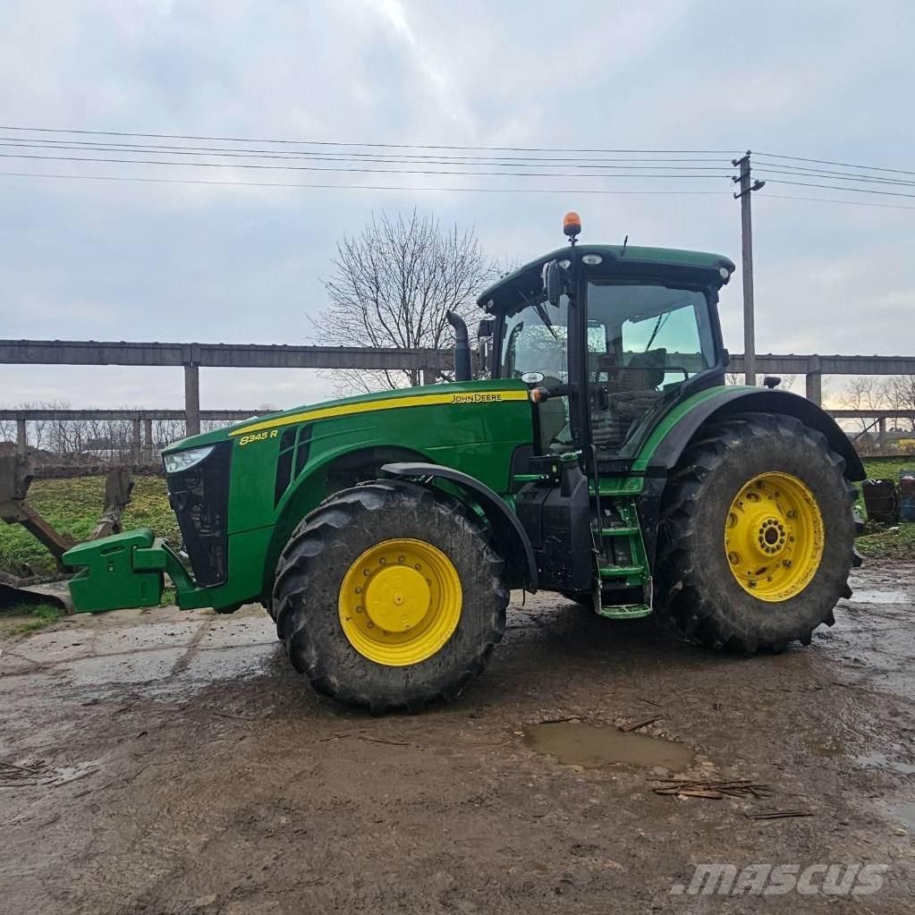 John Deere 8345 R Traktorji