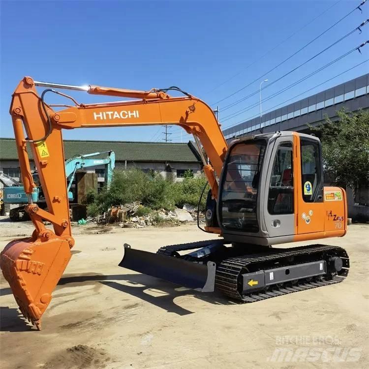 Hitachi ZX 70 Mini bagri <7t