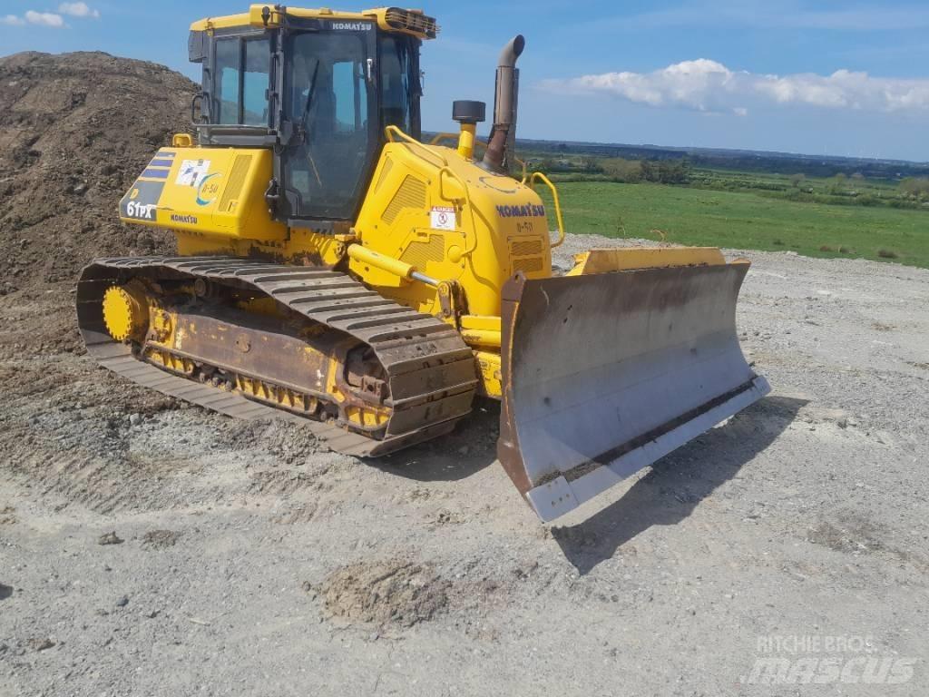 Komatsu D61 PX-24 Buldožerji goseničarji