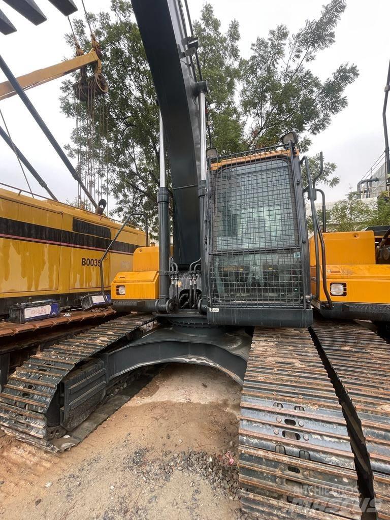 Hyundai R210 Bagri goseničarji
