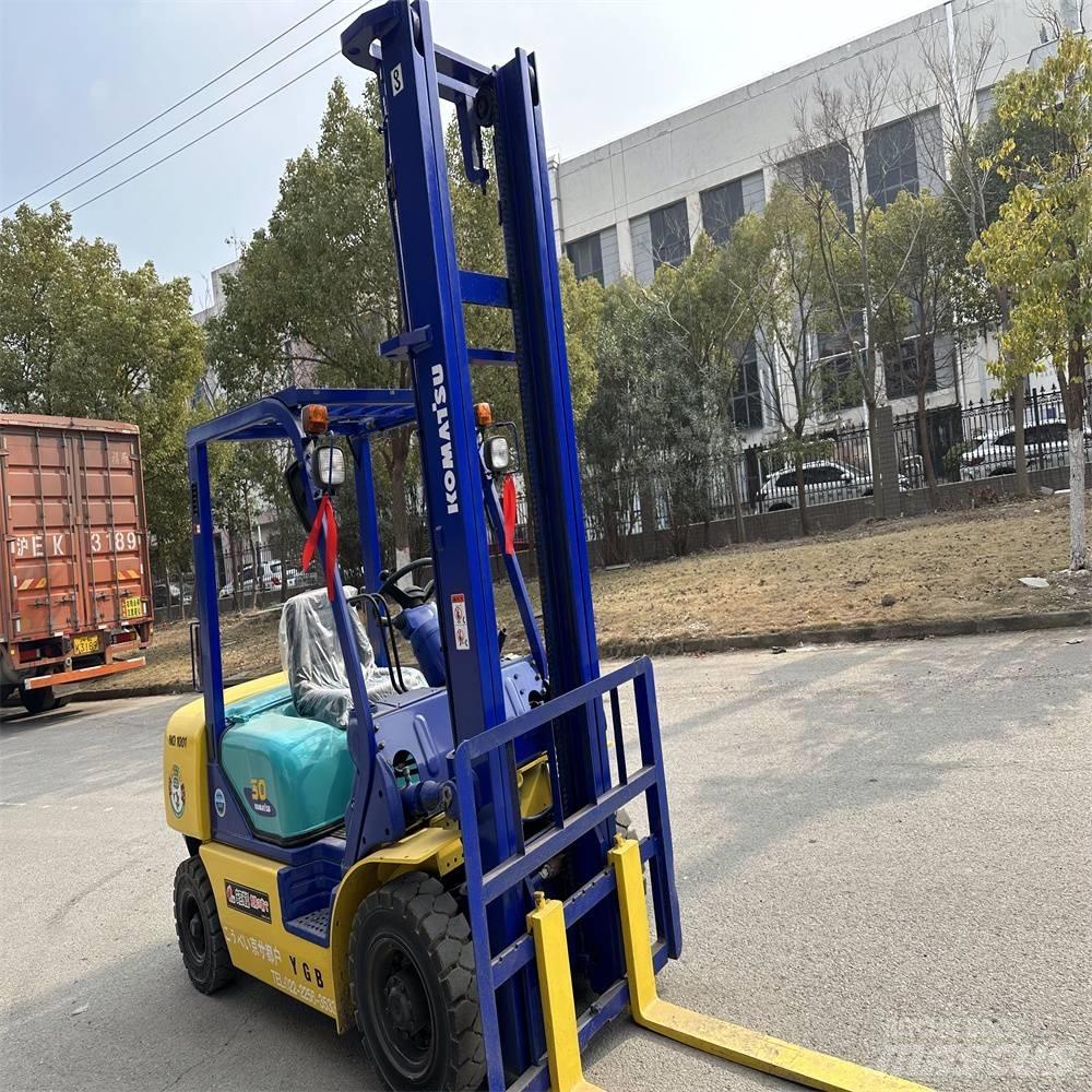 Komatsu FD30-14 Dizelski viličarji
