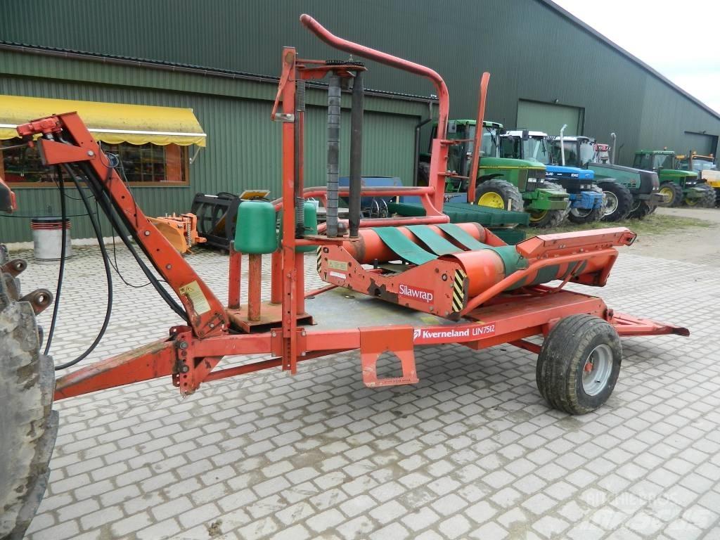 Kverneland UN7512 Stroji za zavijanje