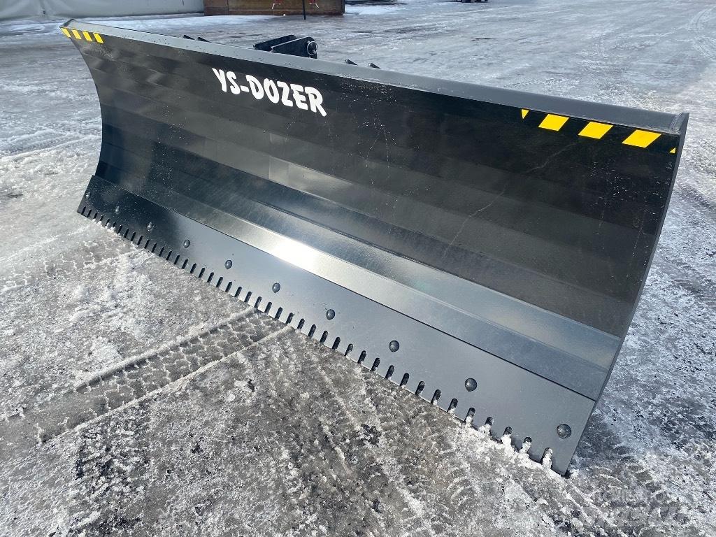  YS-Dozer 270-300 Cestni plugi