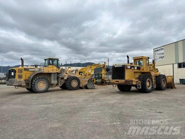 Komatsu WA 600-6 Kolesni nakladalci