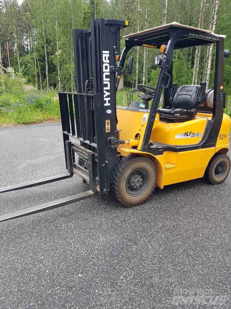 Hyundai HLF 25-5 Plinski viličarji