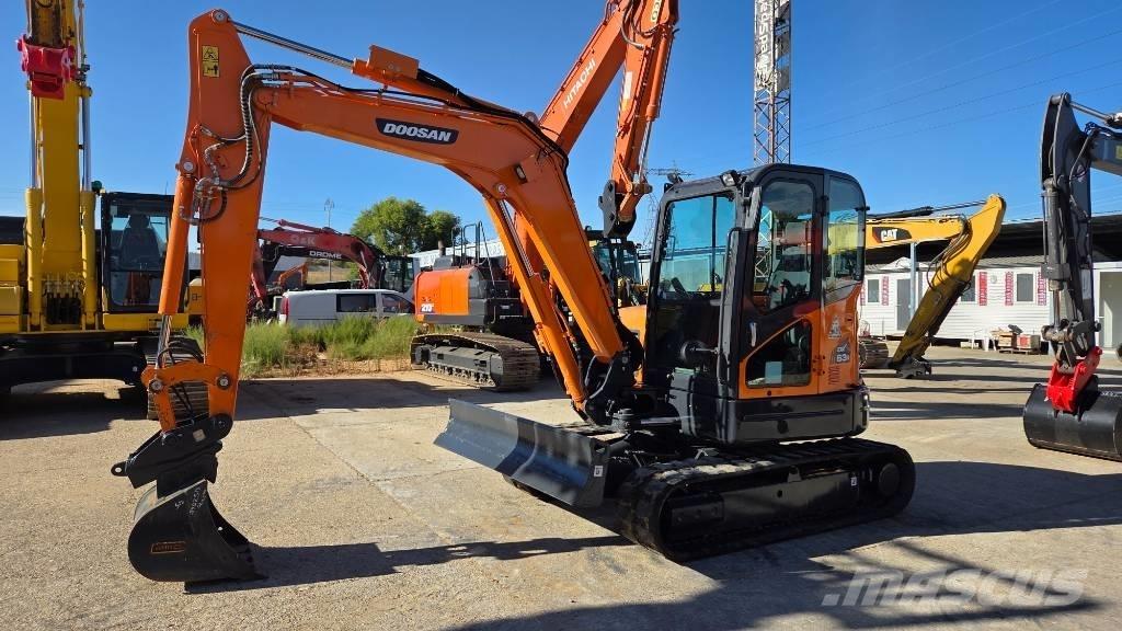 Doosan DX 63 R Mini bagri <7t